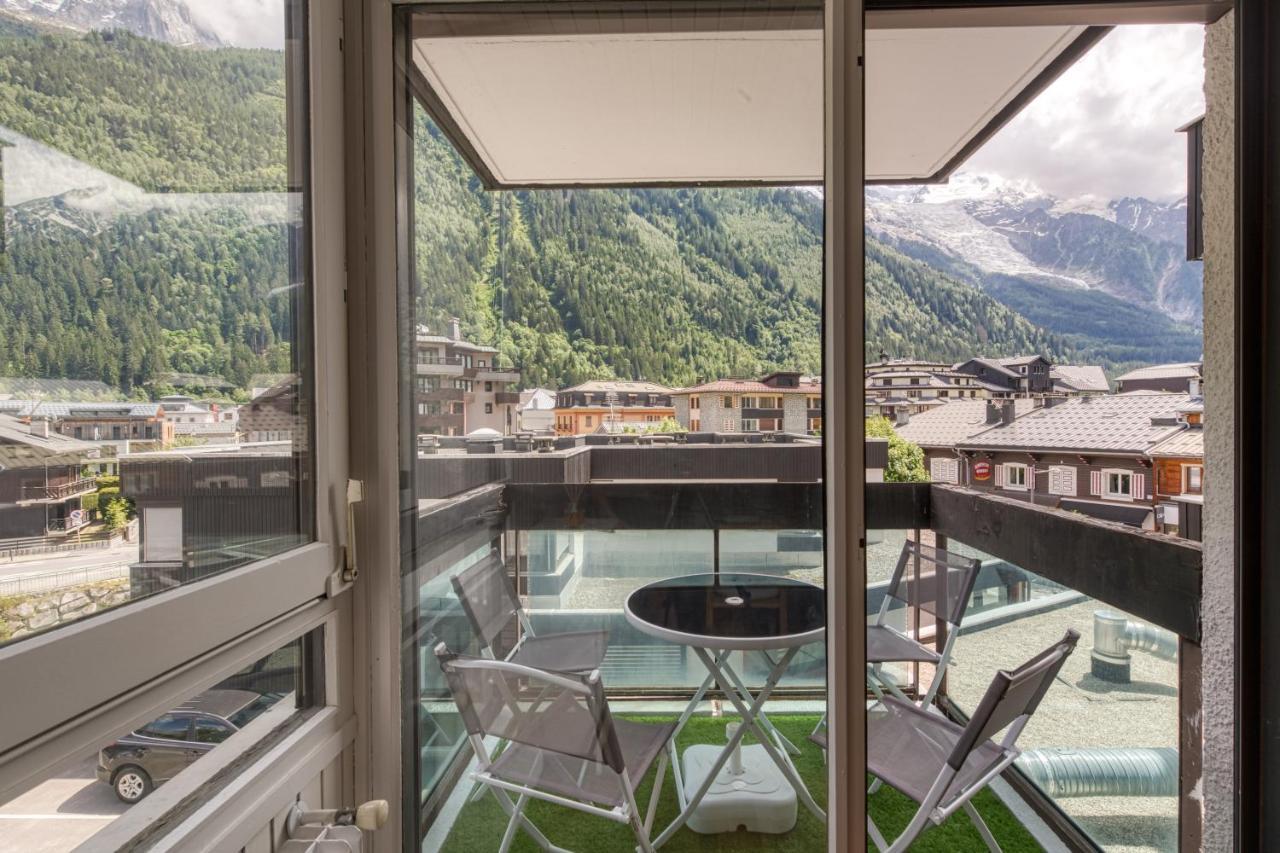 Le Petit Balcon Avec Vue Sur Le Mont-Blanc 2 Etoiles Leilighet Chamonix Eksteriør bilde